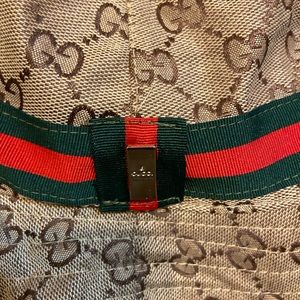 Gucci looking hat.